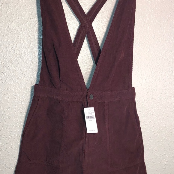 AMERICAN EAGLE OUTFITTERS SIZE 4 CORDUROY OVERALLS N.W.T. 13”WAIST 30”LENGTH USA - Picture 2 of 7